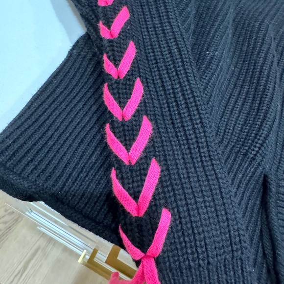 Wispr sweater - Picture 3 of 5